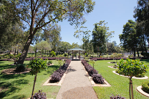 gazebo-gardens-3